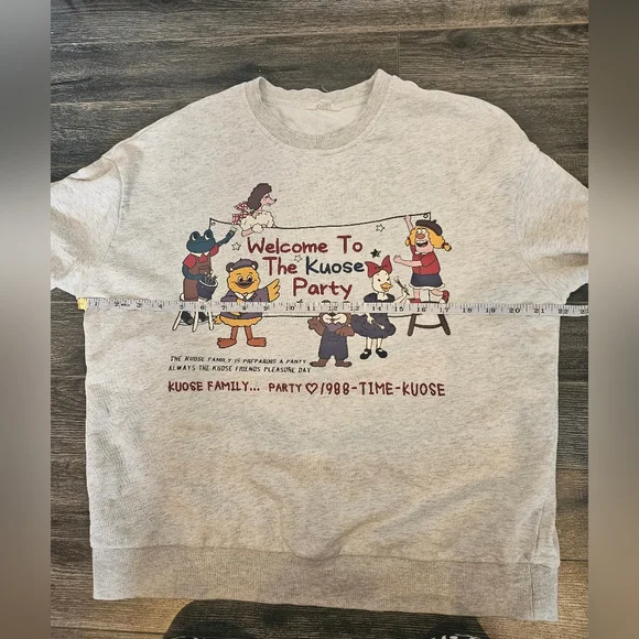 Fun Sweater 😁 - Picture 5 of 6